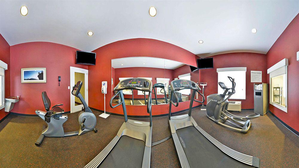 Holiday Inn Express Hotel & Suites Detroit-Utica By Ihg Eksteriør billede